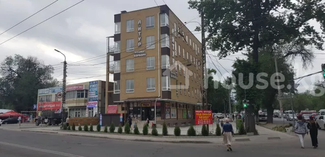 Аренда, коммерческая недвижимость: Чуйская область / Бишкек, город Бишкек, Ошский рынок - на долгий срок — за 149 005 сом