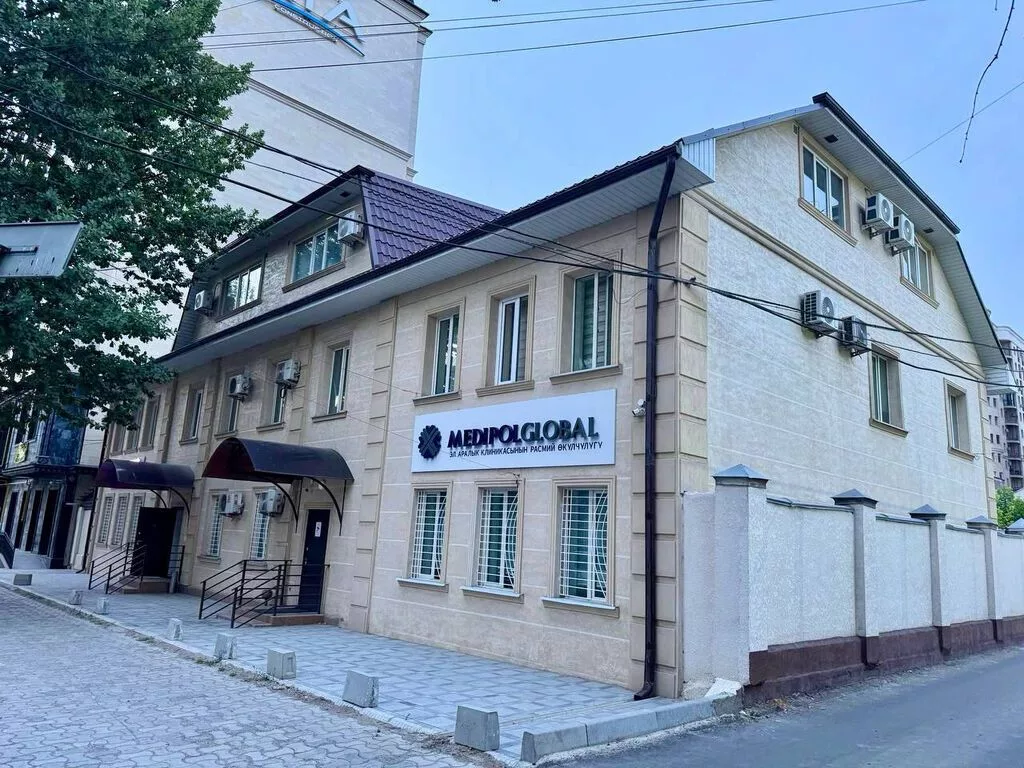Сдаю Офис 125 кв.м. в аренду в центре Бишкека: - Этаж второй - 5