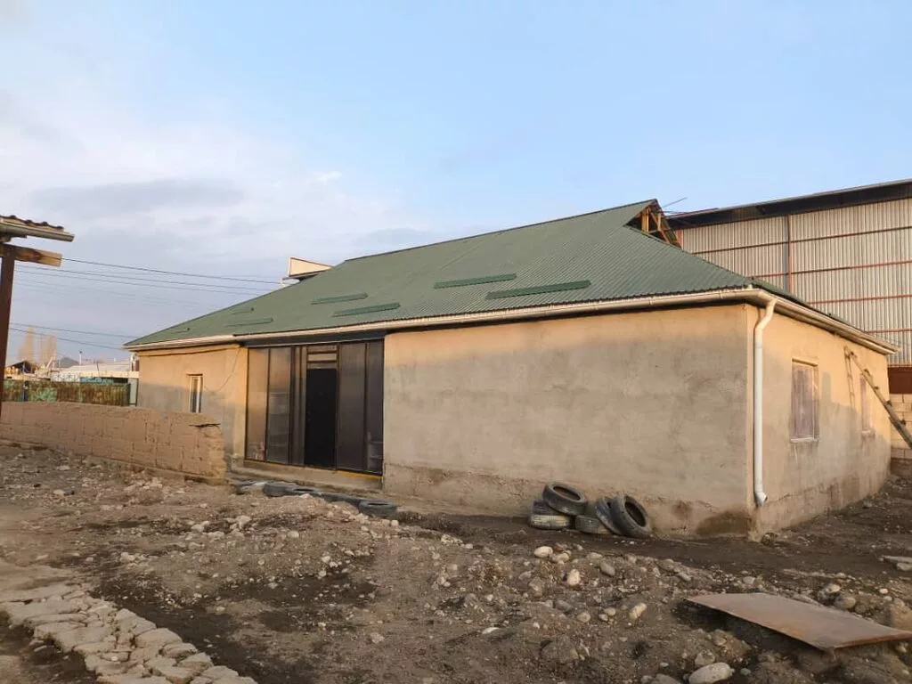Адрес: Талас, ул. Оторбаева, 182. Объект: участок/дом под бизнес на