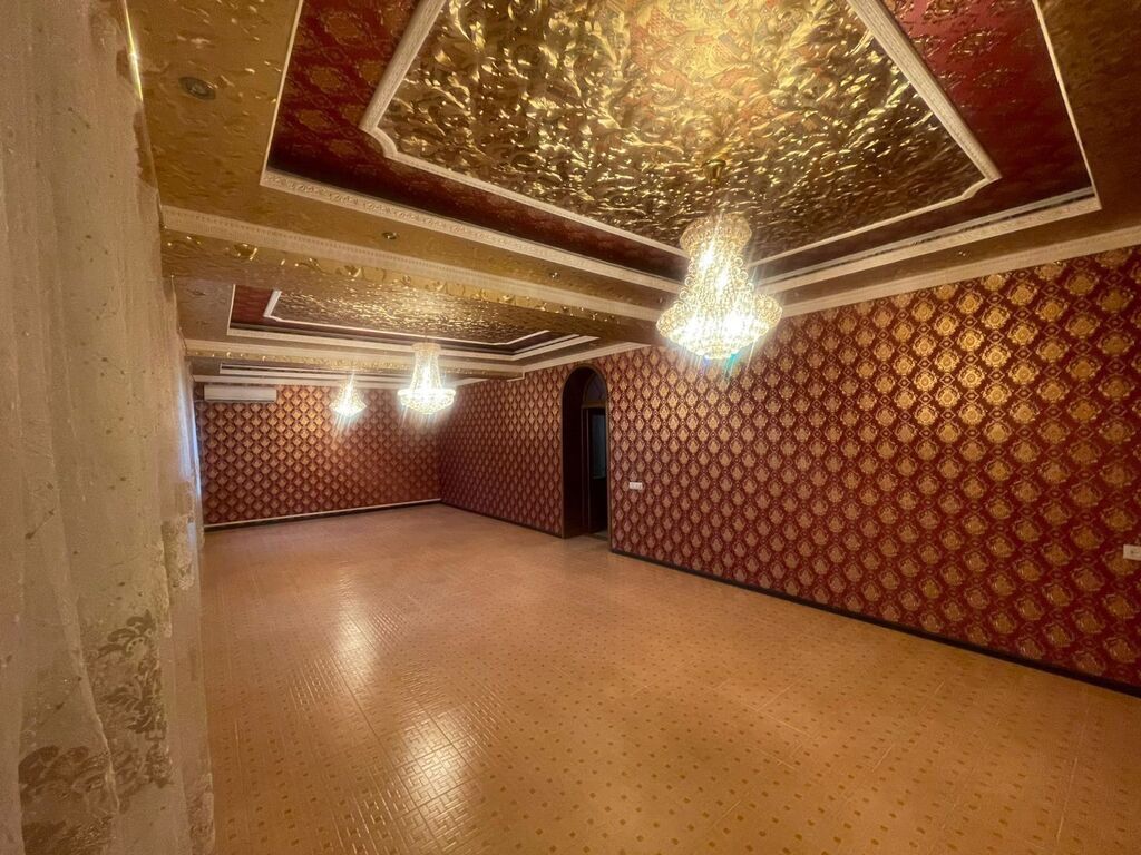 300 м², 7 комнат, Новопавловка с., Семейным