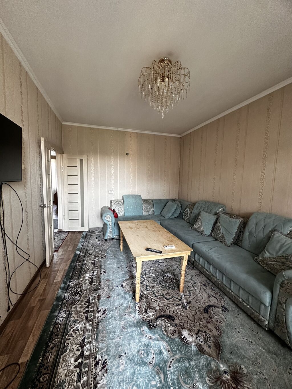 3 комнаты, 62 м², Мадина 105 серия, 7 этаж, Старый ремонт