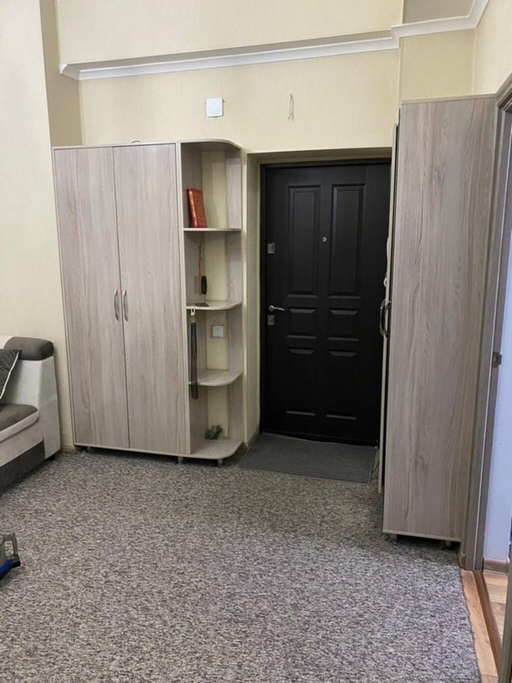 Сдаю квартиру 2 ком. 80 м2. район Пишпек Просторная квартира . Только