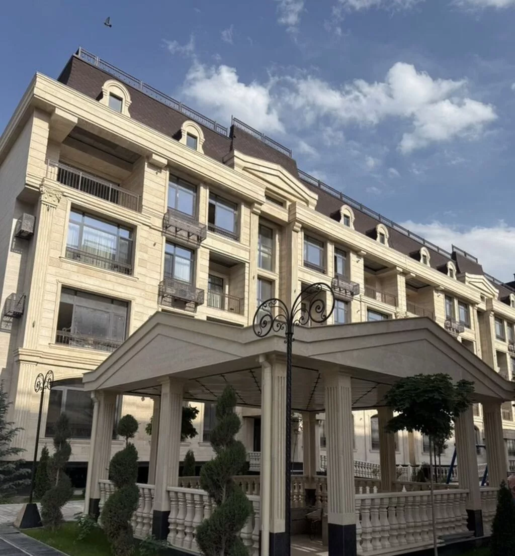 3 комнаты, 98 м², Асанбай мкр Элитка, 1 этаж, ПСО (под самоотделку)
