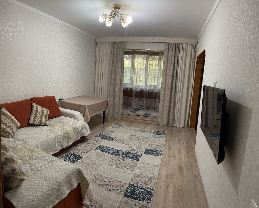 3 комнаты, 64 м², 7 мкр 104 серия, 1 этаж