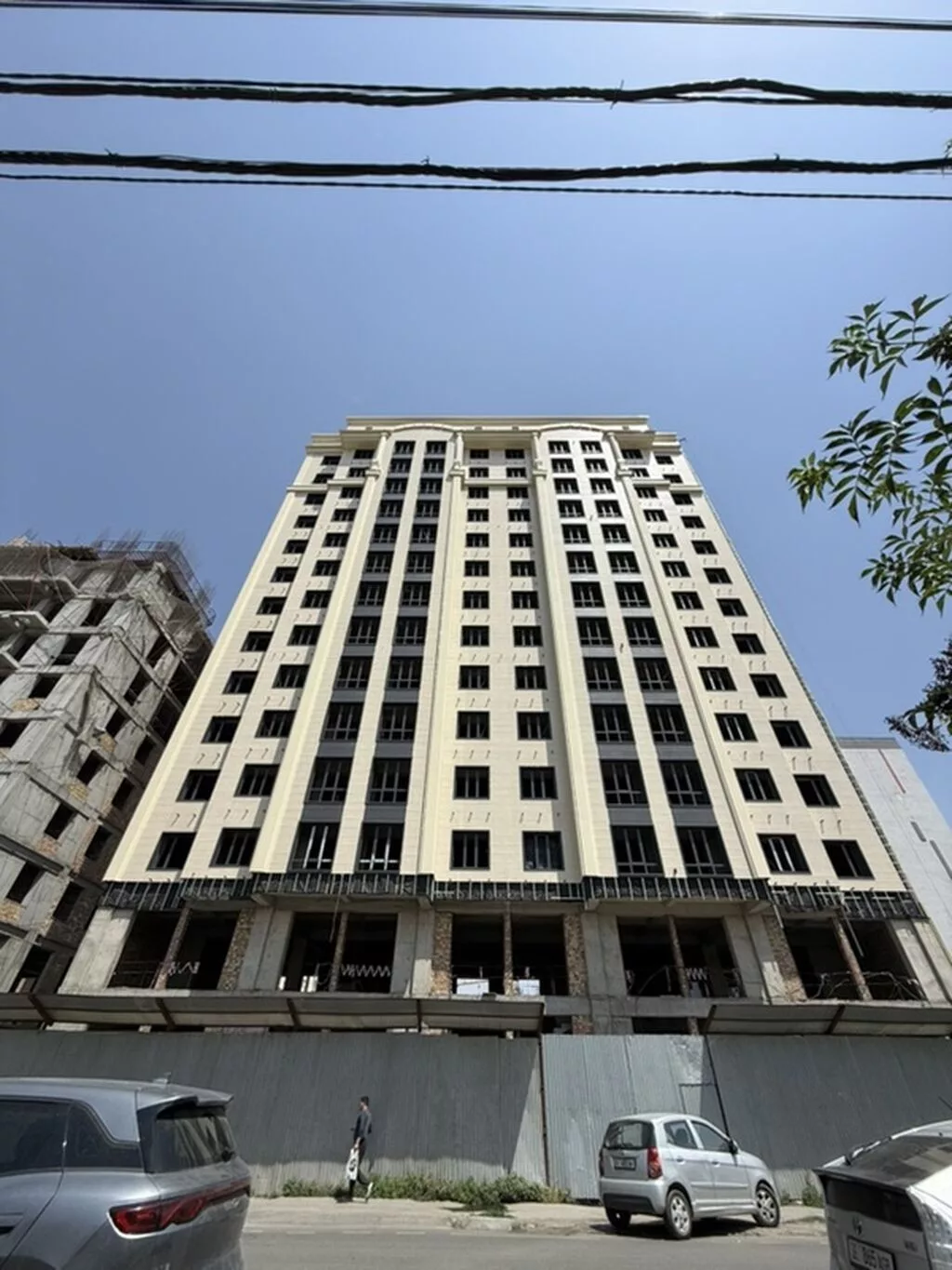 Строится, Элитка, 2 комнаты, 90 м²