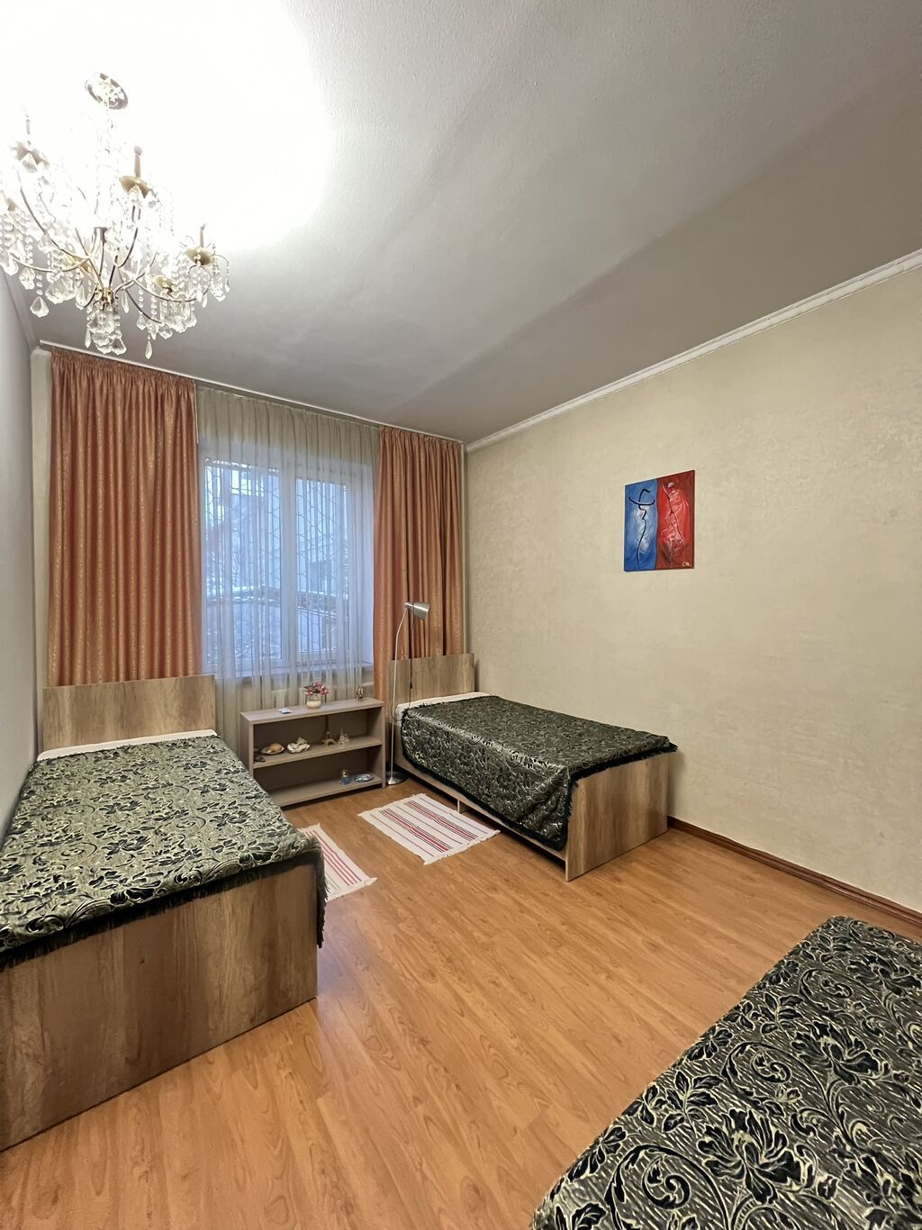 250 м², 5 комнат, Азия Молл, Без животных