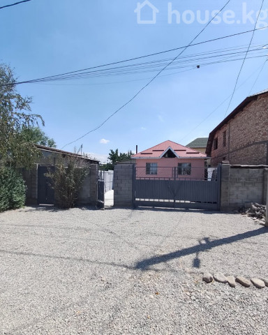 Продажа, дом, 3-комн.: Чуйская область / Бишкек, город Бишкек, Ак-Ордо ж/м — за 10 509 600 сом
