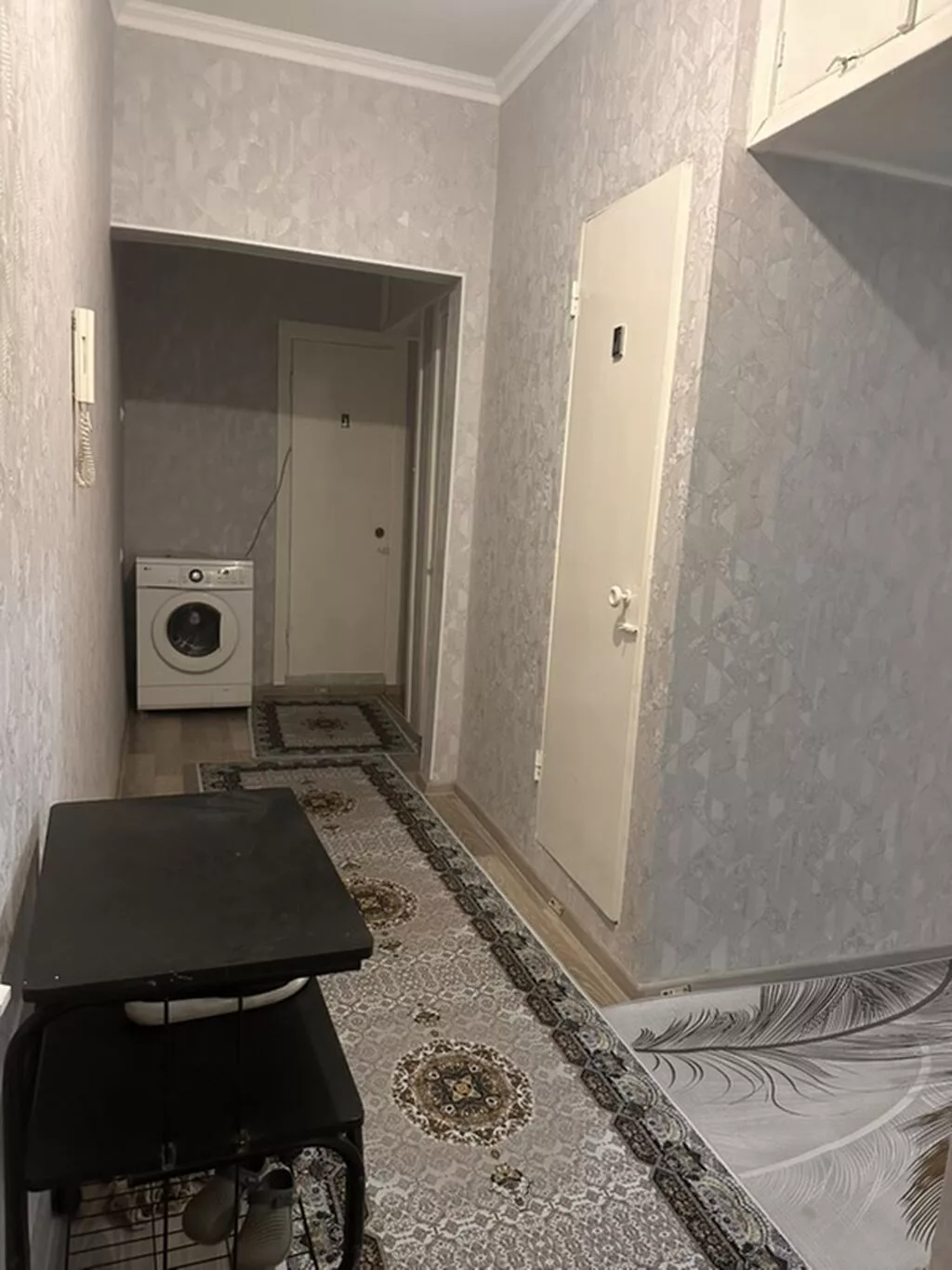 2 комнаты, 6 мкр Собственник, Семейным