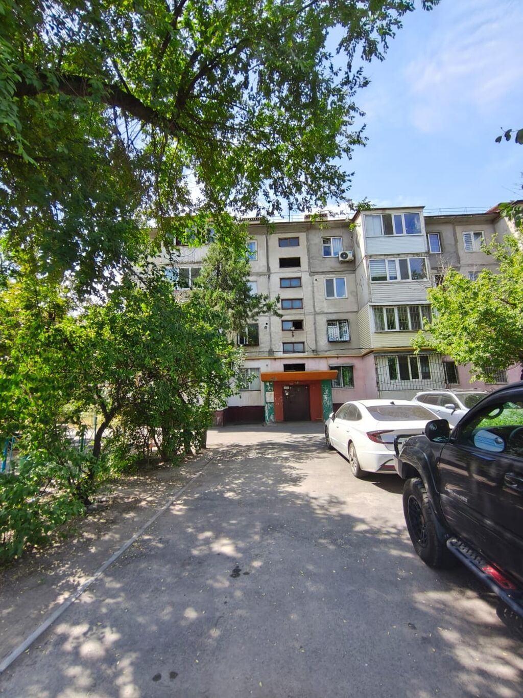1 комната, 44 м², 3 мкр 104 серия, 3 этаж, Старый ремонт