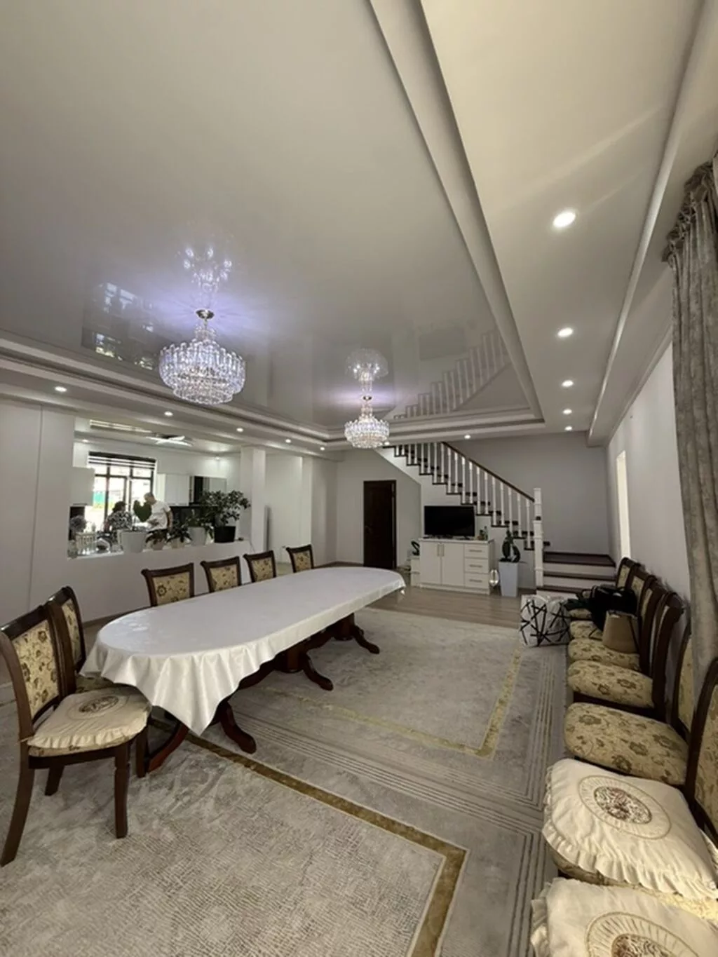 🏡 Сдается уютный большой дом на Иссык-Куле 📍Бактуу-Долоноту ✨ Вид на