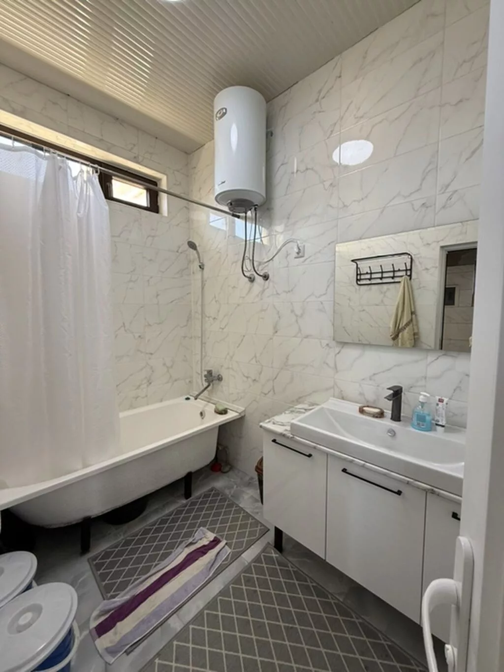 🏡 Сдается уютный большой дом на Иссык-Куле 📍Бактуу-Долоноту ✨ Вид на
