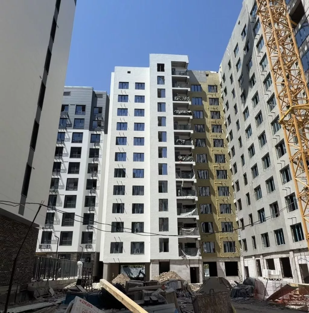 Строится, Элитка, 2 комнаты, 88 м²