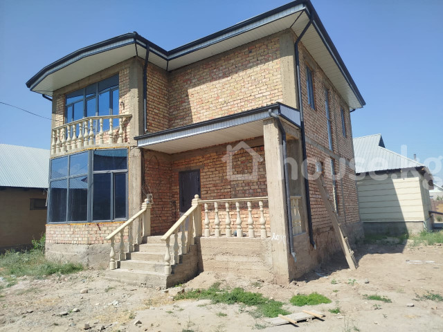 Продажа, дом, 6 и более-комн.: Чуйская область / Бишкек, город Бишкек, Ак-Ордо 3 ж/м — за 11 998 460 сом