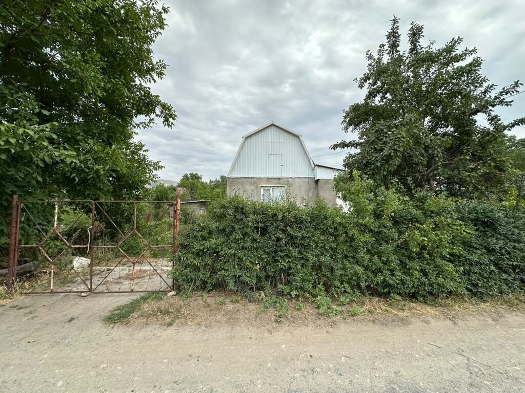 Продаю дом 
Село Сарбан 5 соток