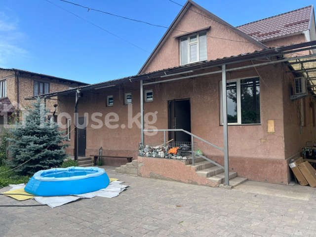Продажа, дом, 6 и более-комн.: Чуйская область / Бишкек, город Бишкек, Ак-Ордо ж/м — за 16 640 200 сом