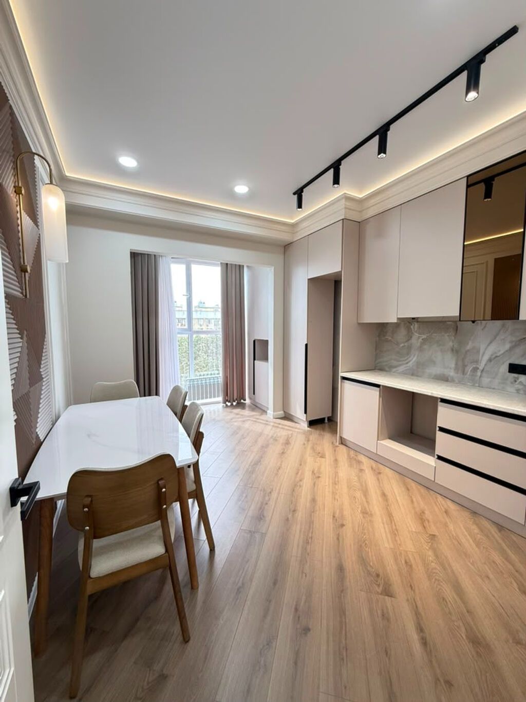 3 комнаты, 78 м², Молодая Гвардия Элитка, 9 этаж, Евроремонт