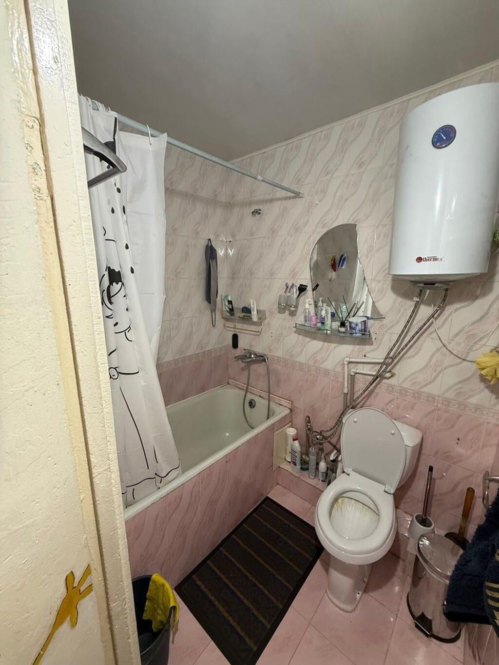1 комната, 43 м², 3 мкр 104 серия, 4 этаж, Свежий ремонт