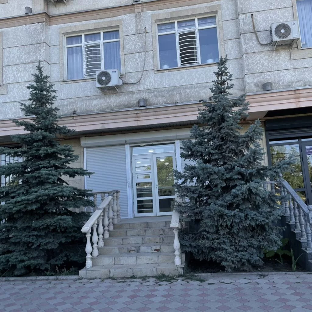 Продажа офисов 70 м², С ремонтом, Многоэтажное здание, 1 этаж
