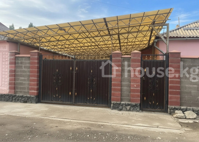 Продажа, дом, 6 и более-комн.: Чуйская область / Бишкек, город Бишкек, с. Степное — за 30 656 500 сом