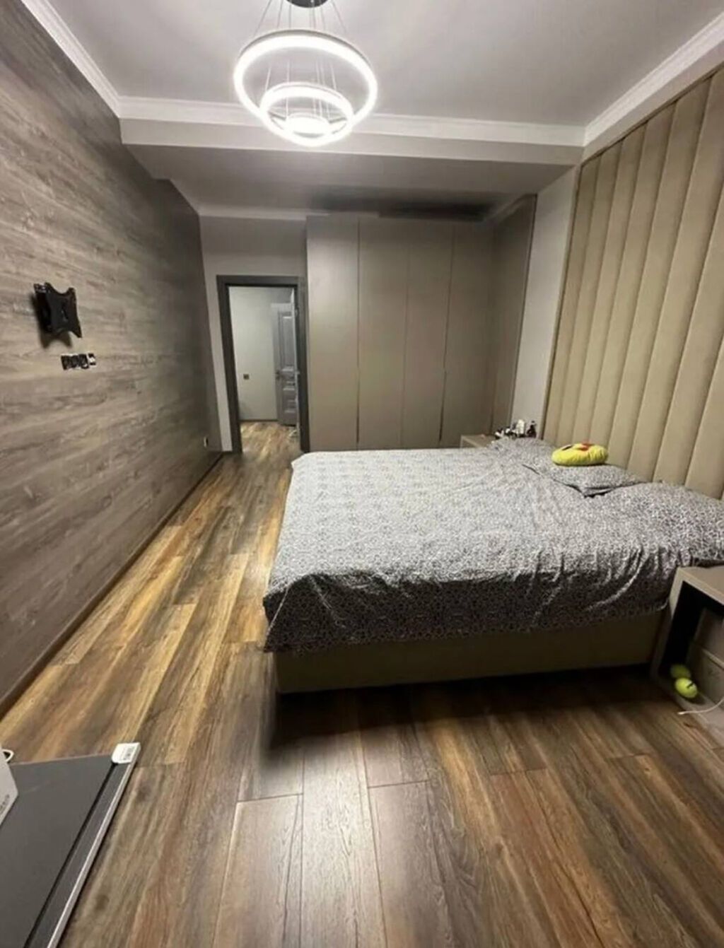 3 комнаты, 96 м², 6 мкр 9 этаж, Свежий ремонт