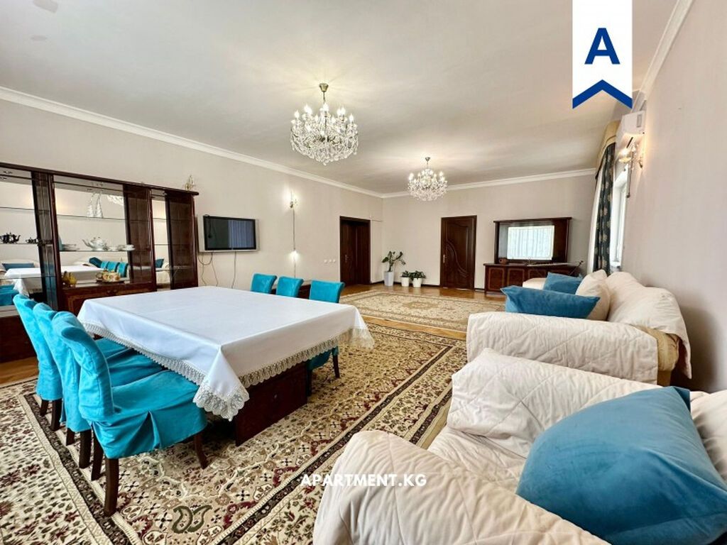 For rent 3 bedroom apartment in the golden square. 21/2 Logvinenko