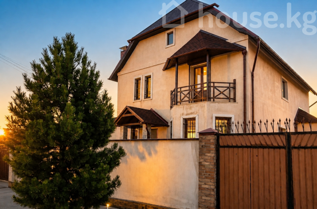 Продажа, дом, 6 и более-комн.: Чуйская область / Бишкек, город Бишкек, Арча-Бешик ж/м — за 49 926 300 сом