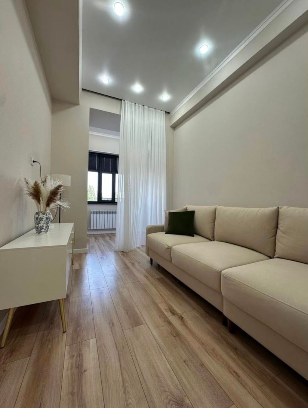 2 комнаты, 60 м², Тунгуч мкр Элитка, 3 этаж, Дизайнерский ремонт