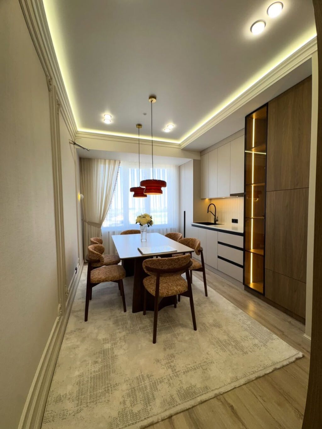 2 комнаты, 64 м², Кок-Жар ж/м Элитка, 11 этаж, Дизайнерский ремонт