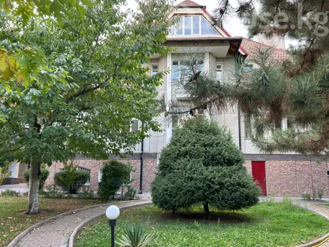 Аренда, дом, 6 и более-комн.: Чуйская область / Бишкек, город Бишкек, Кара Дарыя - на долгий срок — за 481 745 сом