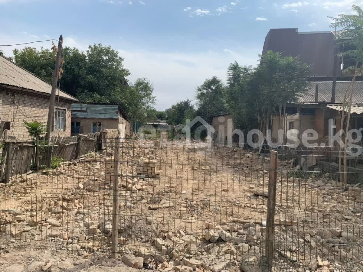 Аренда, участок: Чуйская область / Бишкек, город Бишкек, с. Новопавловка -  — за 175 000 сом