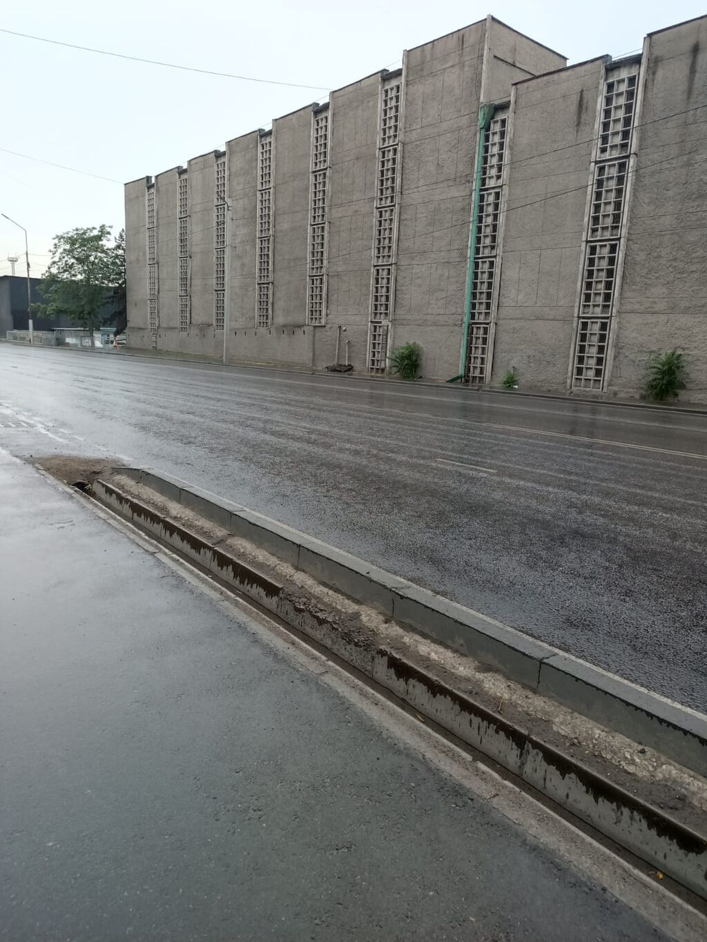 Продаю гараж в гаражном кооперативе Приборист, Льва Толстого,1
