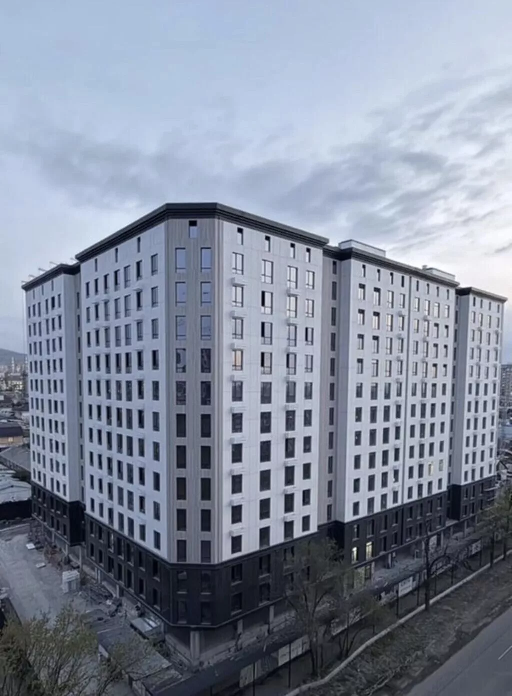 Сдан, Элитка, 2 комнаты, 93 м²