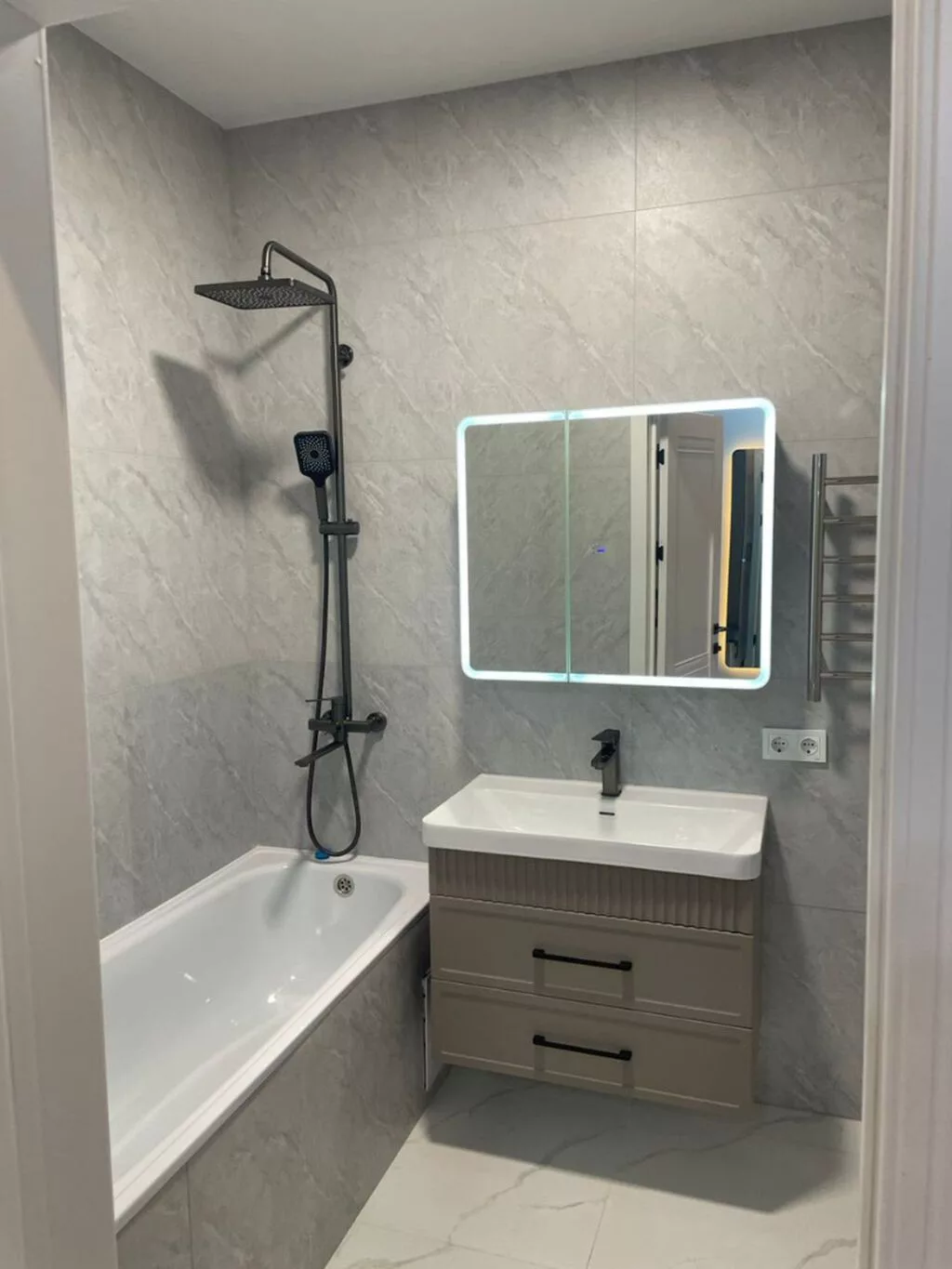 2 комнаты, 51 м², Элитка, 2 этаж, Евроремонт