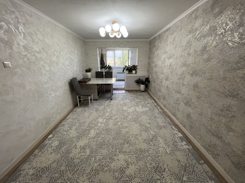 3 комнаты, 65 м², 6 мкр 104 серия, 4 этаж, Евроремонт