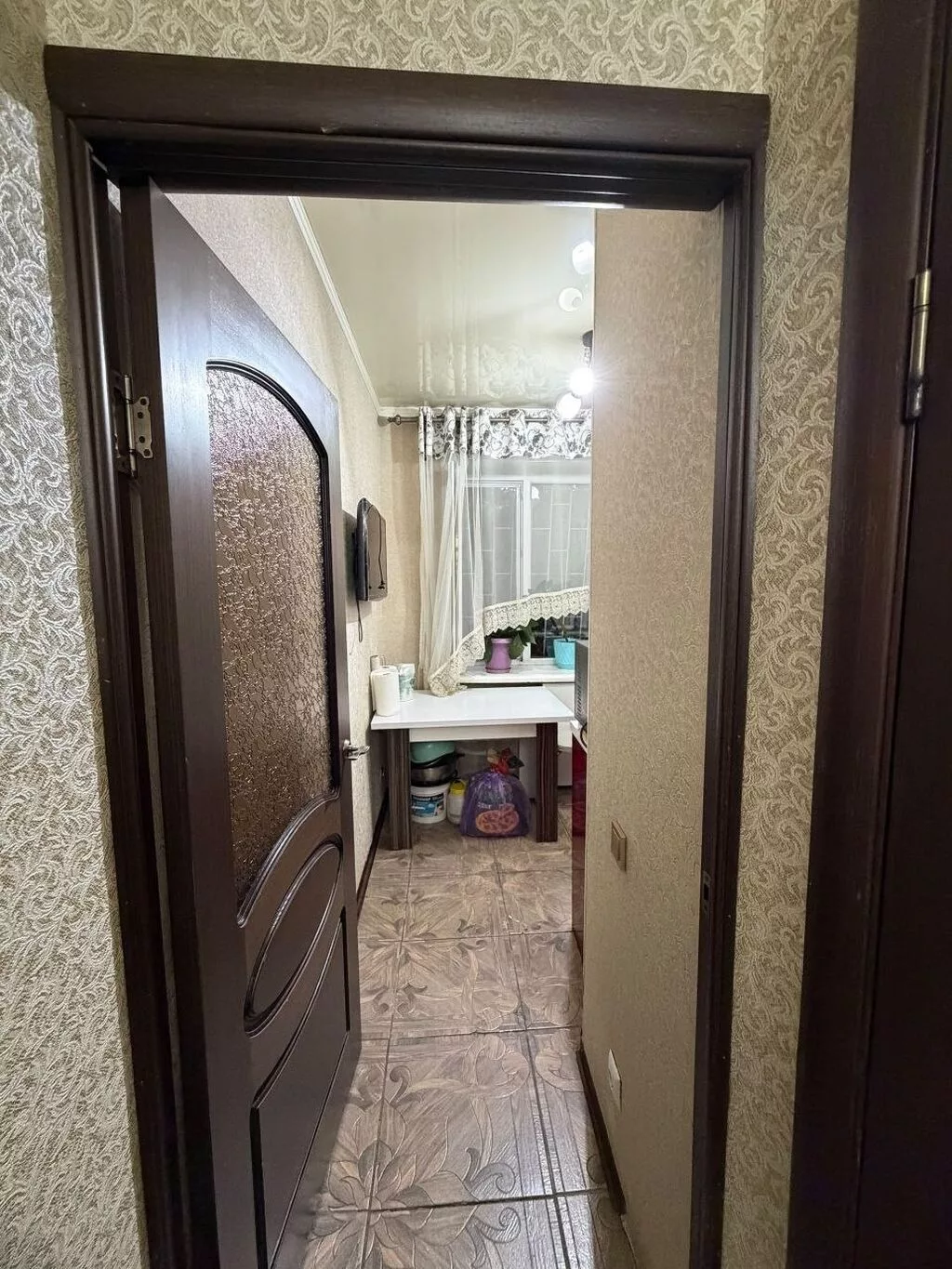 3 комнаты, 68 м², ул. Чынгыз Айтматова 2 этаж, Косметический ремонт