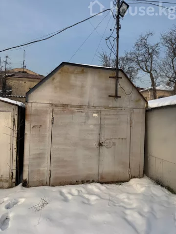 Продажа, паркинг/гараж: Чуйская область / Бишкек, город Бишкек, Московская - Уметалиева — за 700 800 сом