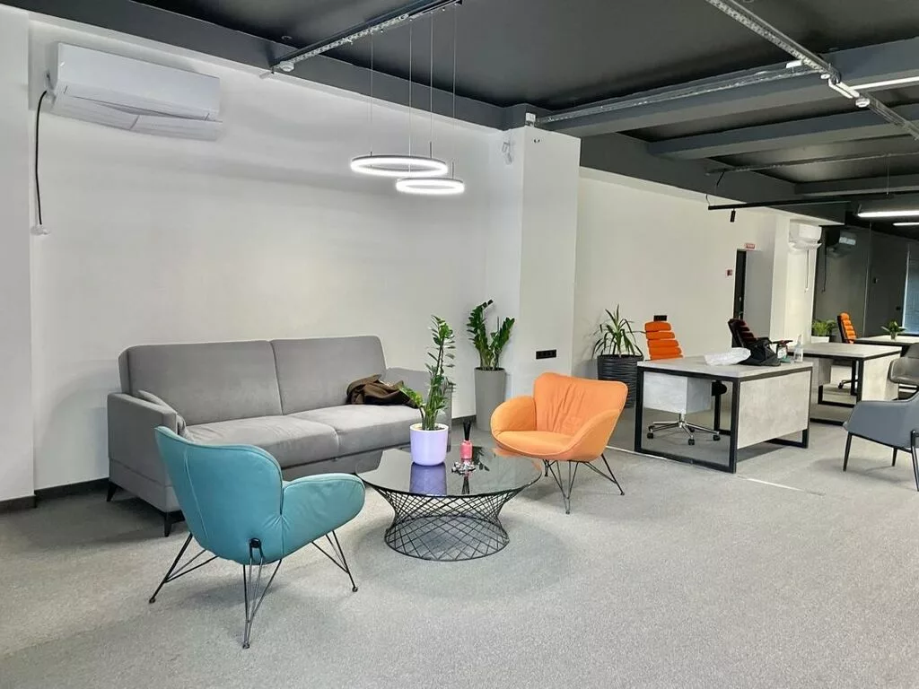 Сдаётся помещение на долгий срок 274м²