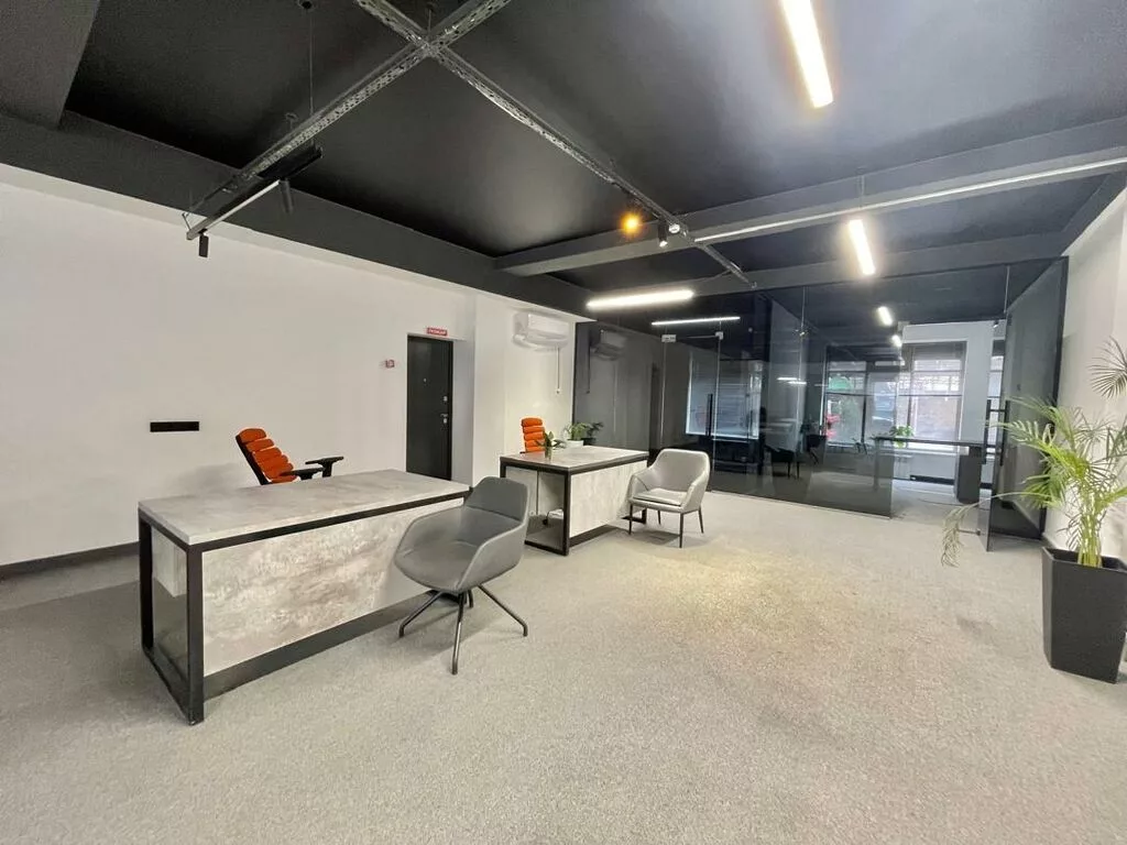 Сдаётся помещение на долгий срок 274м²