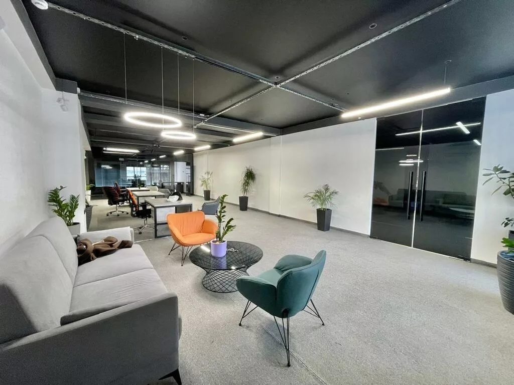 Сдаётся помещение на долгий срок 274м²
