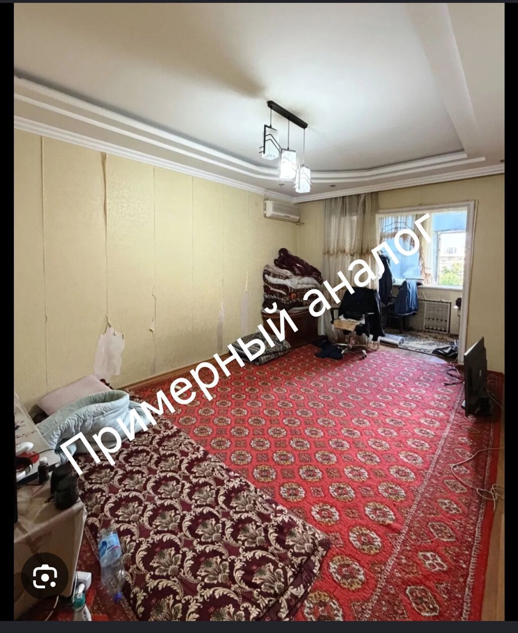 Просторная комната с отдельной зоной у окна. район таатан балкон менен