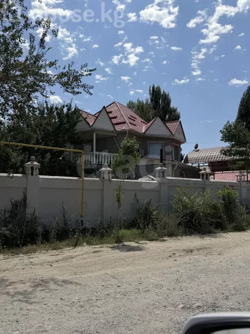 Продажа, дом, 4-комн.: Чуйская область / Бишкек, город Бишкек, Советская - Скрябина — за 31 680 000 сом