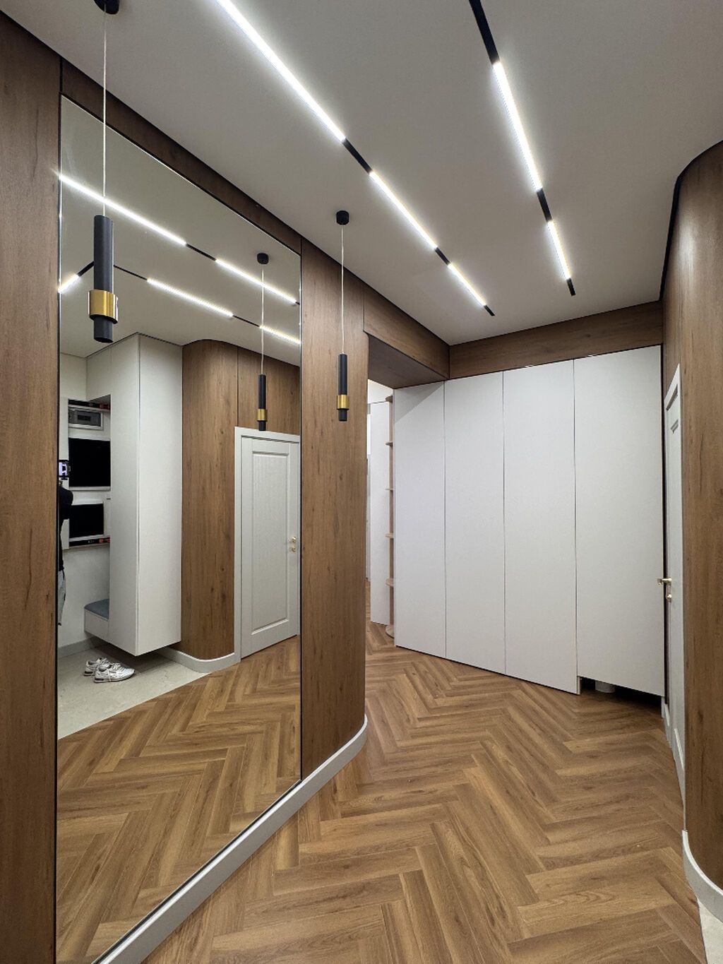 3 комнаты, 107 м², Асанбай мкр Элитка, 11 этаж, Дизайнерский ремонт
