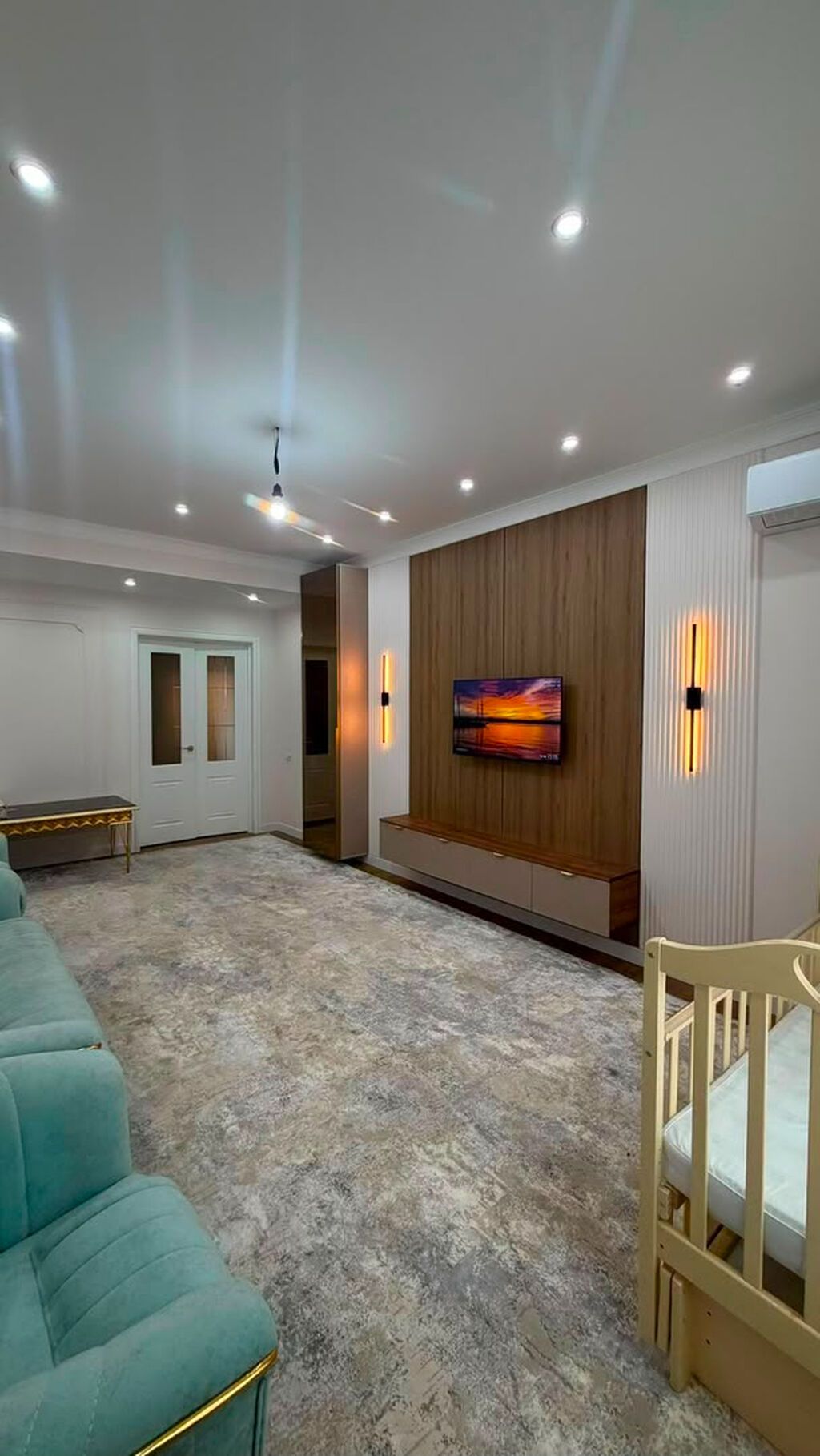 3 комнаты, 105 м², 7 мкр Элитка, 11 этаж, Дизайнерский ремонт