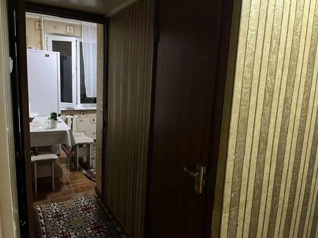 3 комнаты, 4 мкр Собственник, Студентам