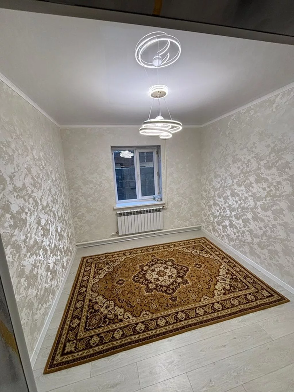 200 м², 5 комнат, Ак-Ордо 1 ж/м, Без подселения