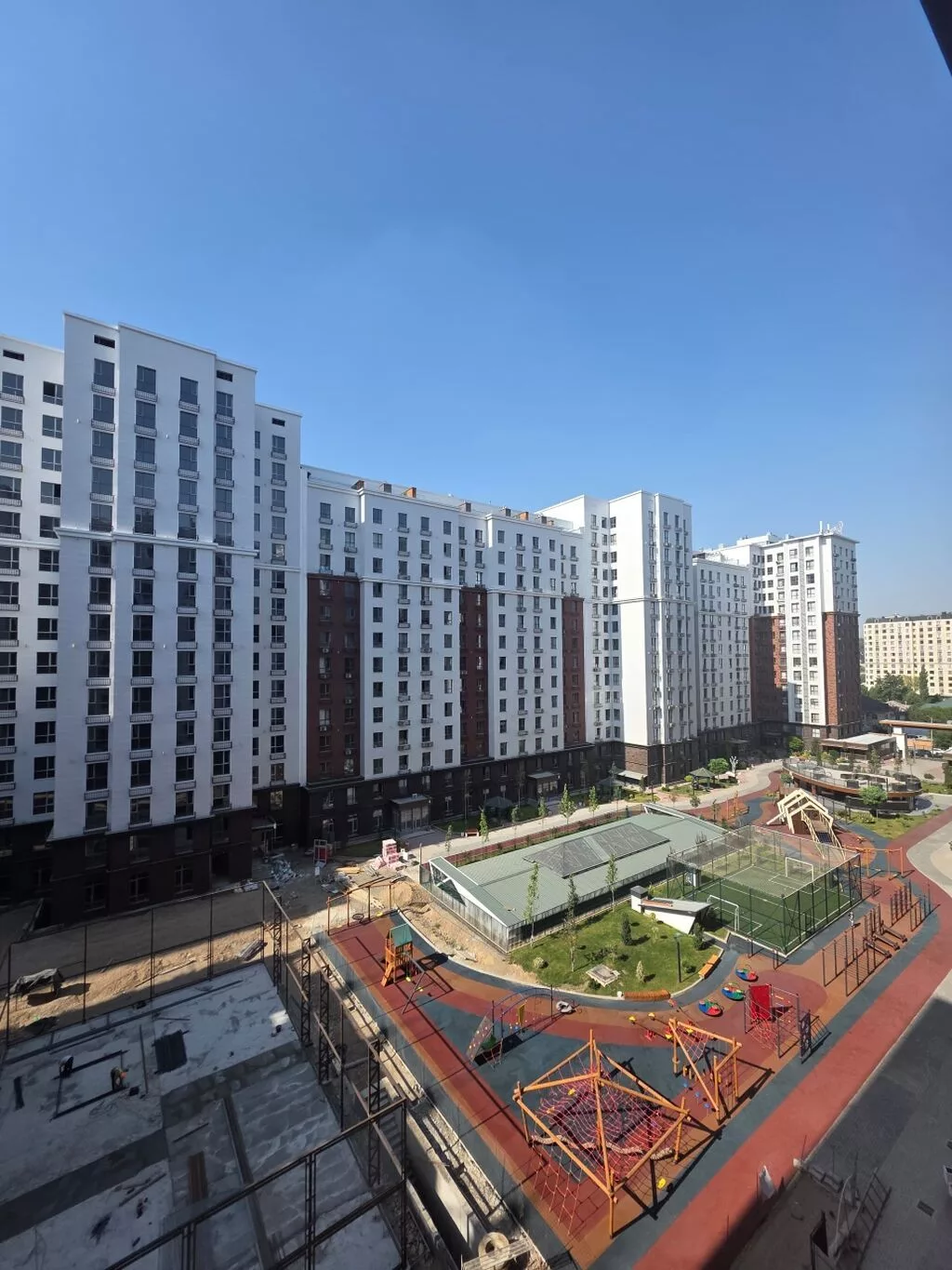 3 комнаты, 99 м², Резиденция, Элитка, 3 этаж, ПСО (под самоотделку)