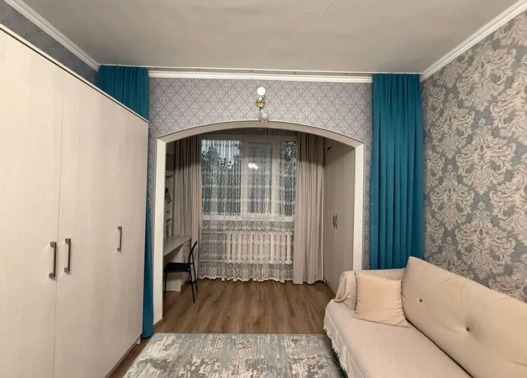 1 комната, 42 м², 12 мкр 106 серия, 3 этаж, Евроремонт