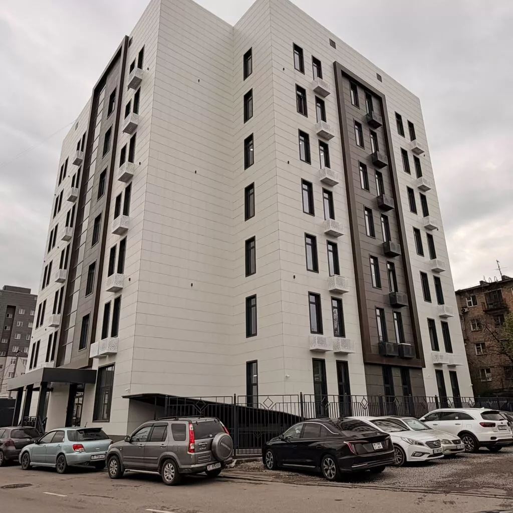 Продажа офисов 67 м², С ремонтом, Бизнес центр, 1 этаж