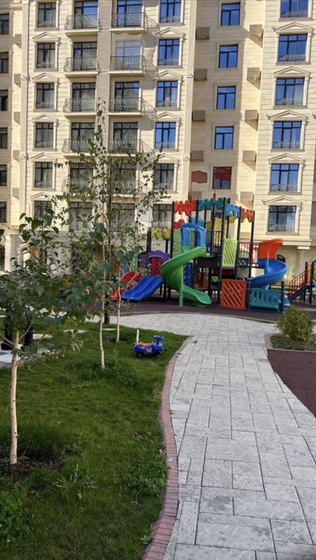3 комнаты, 129 м², Асанбай мкр 6 этаж, Дизайнерский ремонт