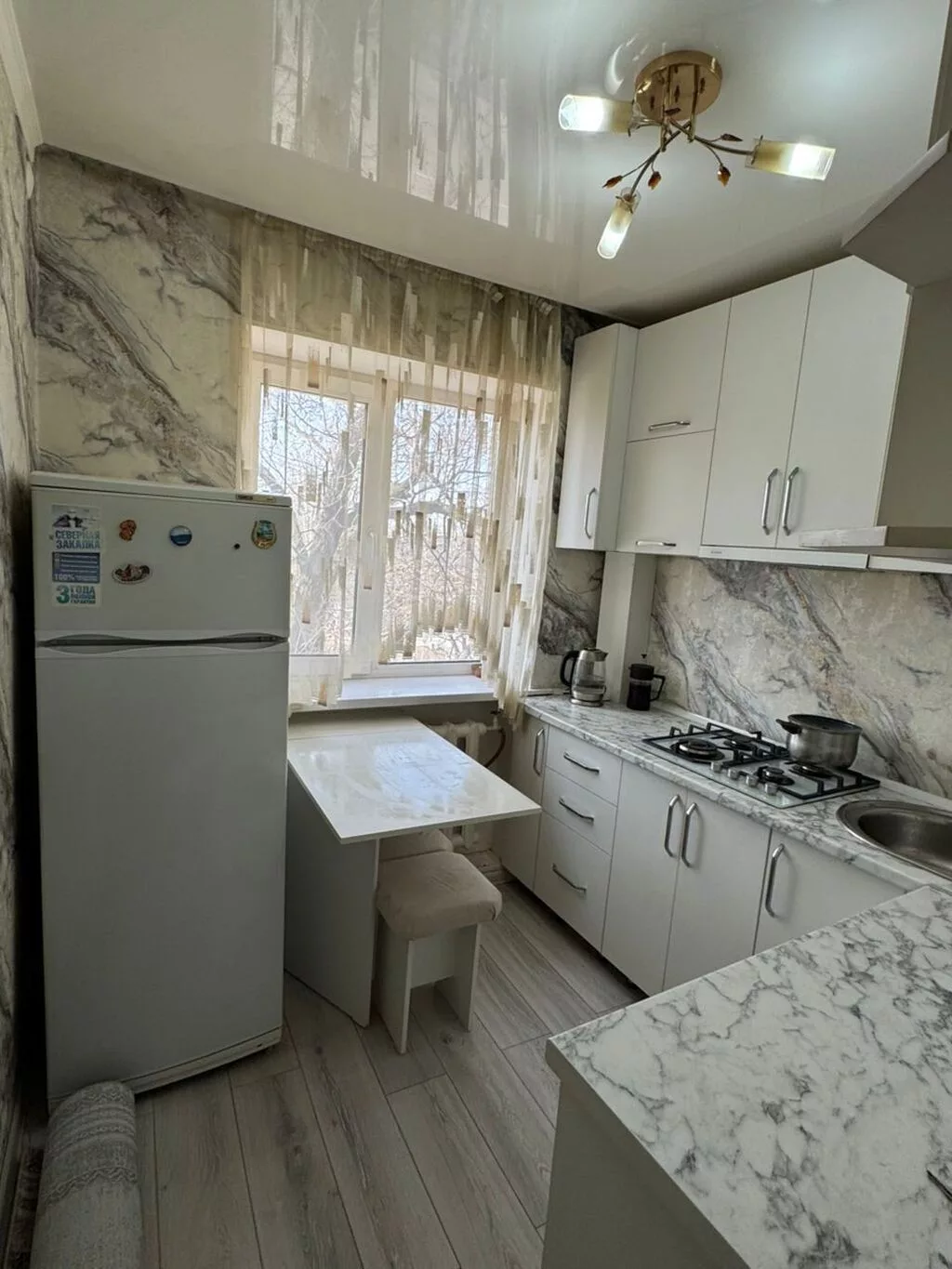 2 комнаты, 42 м², Азия Молл Хрущевка, 4 этаж, Свежий ремонт